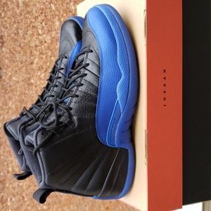 USED pair Jordan retro 12 black game royal men size 10.5